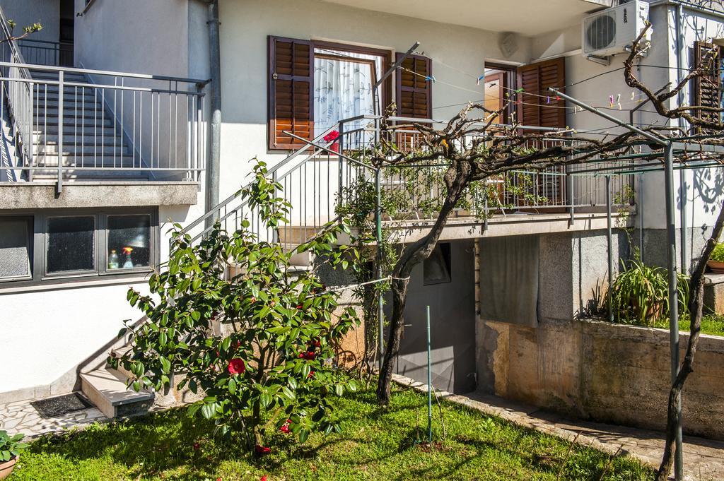 Apartments Severina Rovigno Esterno foto
