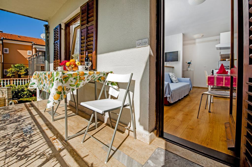 Apartments Severina Rovigno Esterno foto