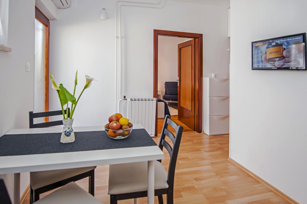 Apartments Severina Rovigno Esterno foto